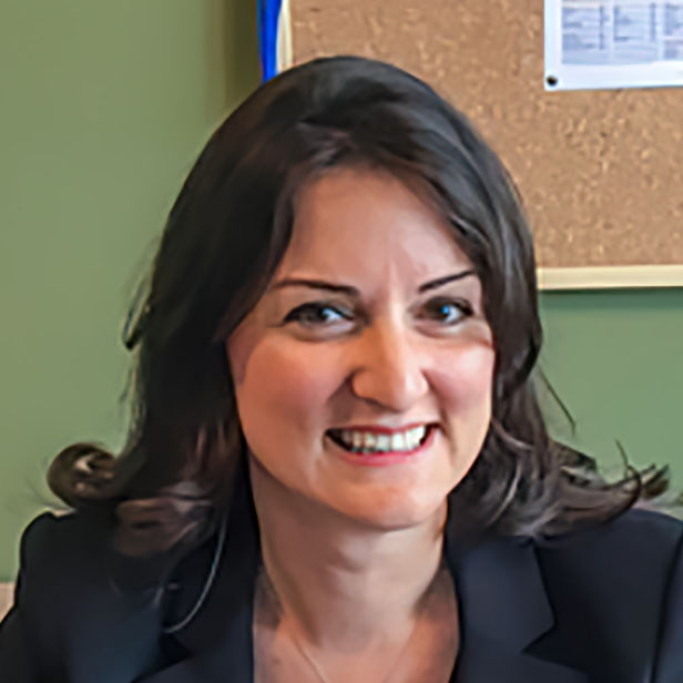 Dr. Mina Seraj Akşit